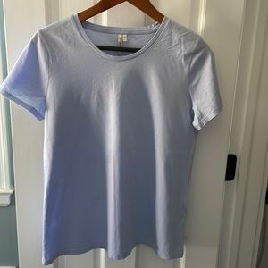 Banana Republic pale blue tee size M NWOT